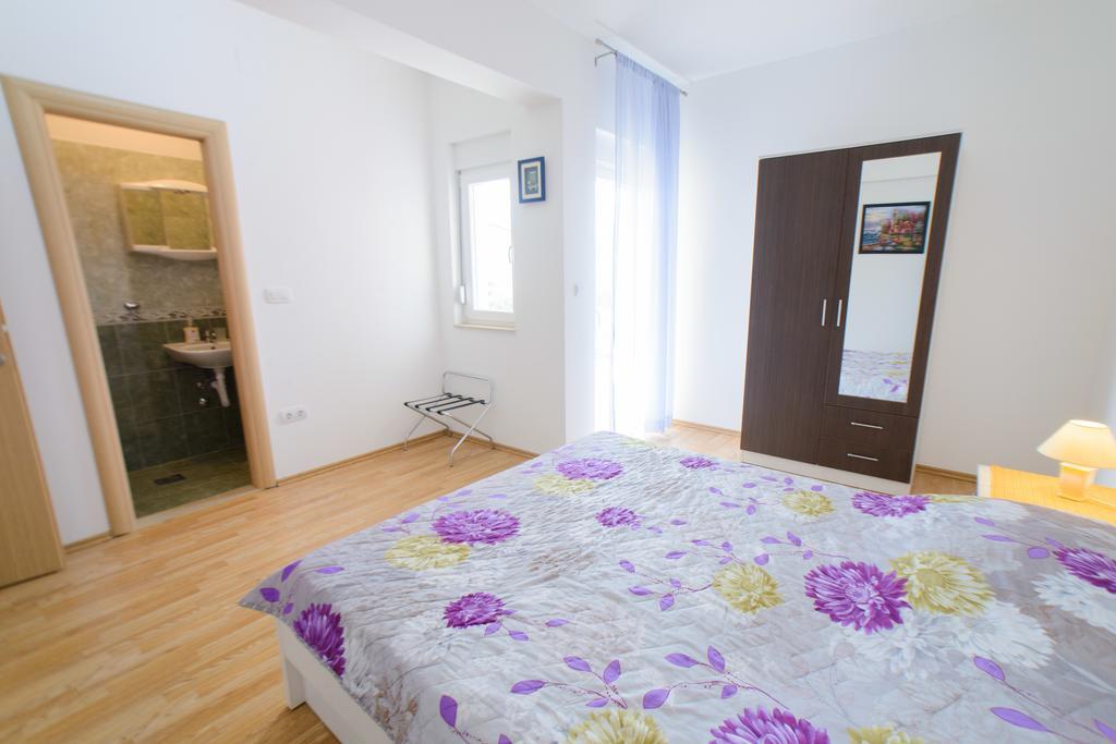 Apartments Deak Janjina Екстер'єр фото